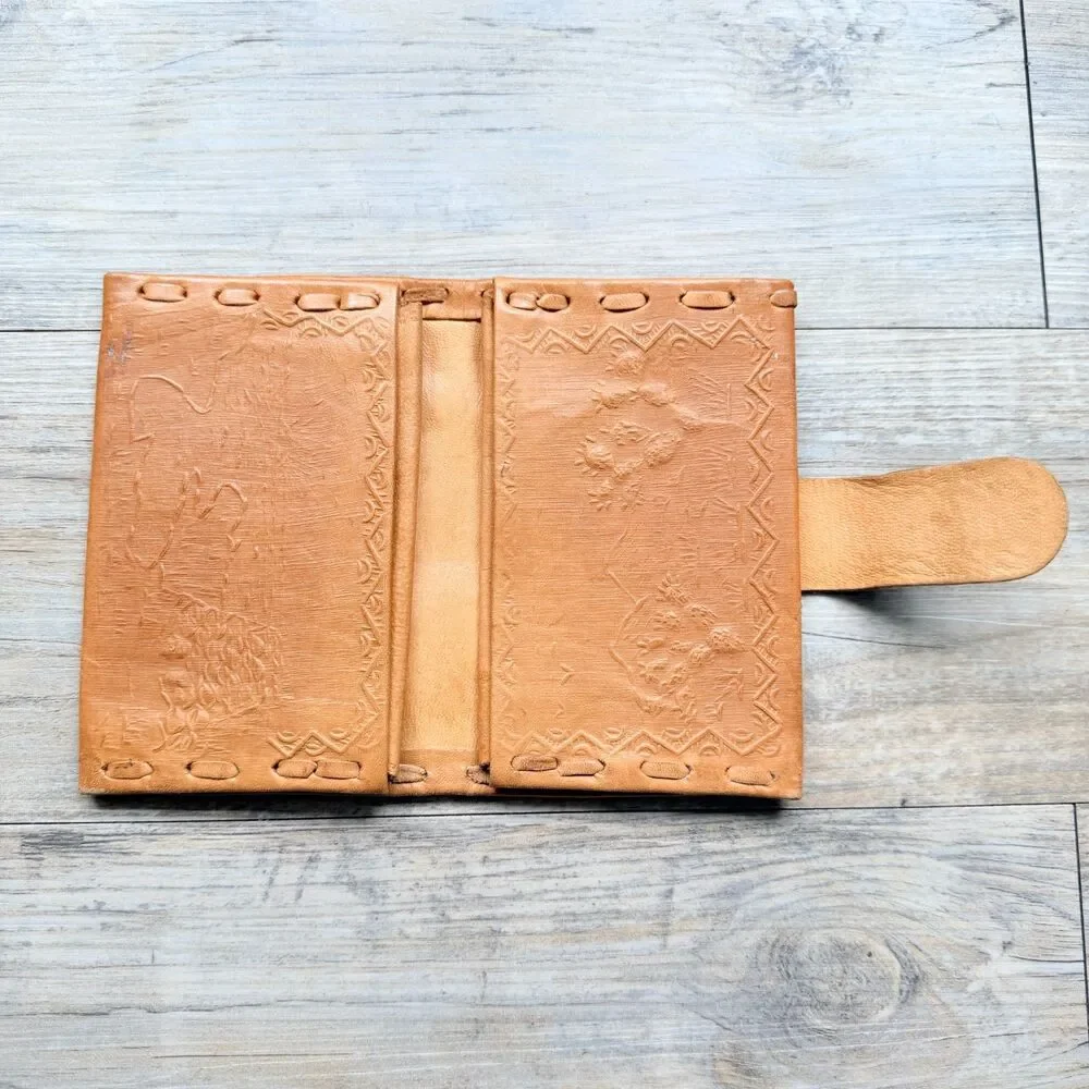 Vintage Tooled Leather Wallet Western Horse Cowboy Tan Bifold Snap Closure